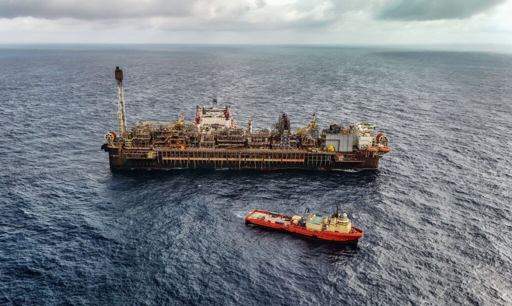 Alta de 14% leva produção de petróleo e gás no Brasil a recorde histórico no 2º trimestre