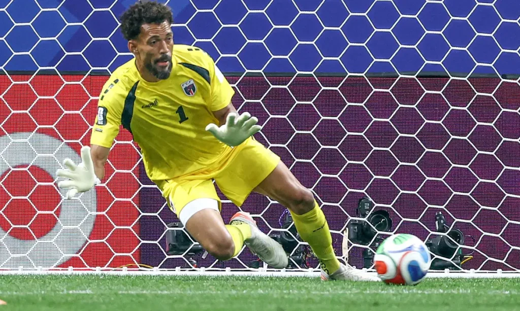 Colo Colo do Chile contrata Vozinha, goleiro de Cabo Verde na Copa