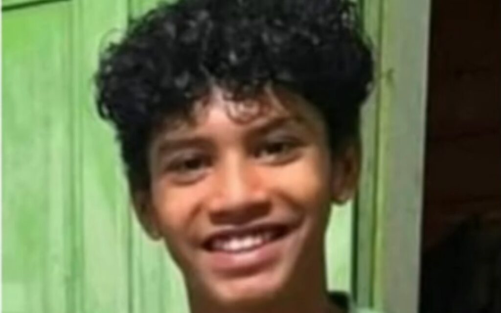 Mistério e dor no Amazonas: Rômulo Carneiro, 12, desaparece em rio e mobiliza forças de segurança