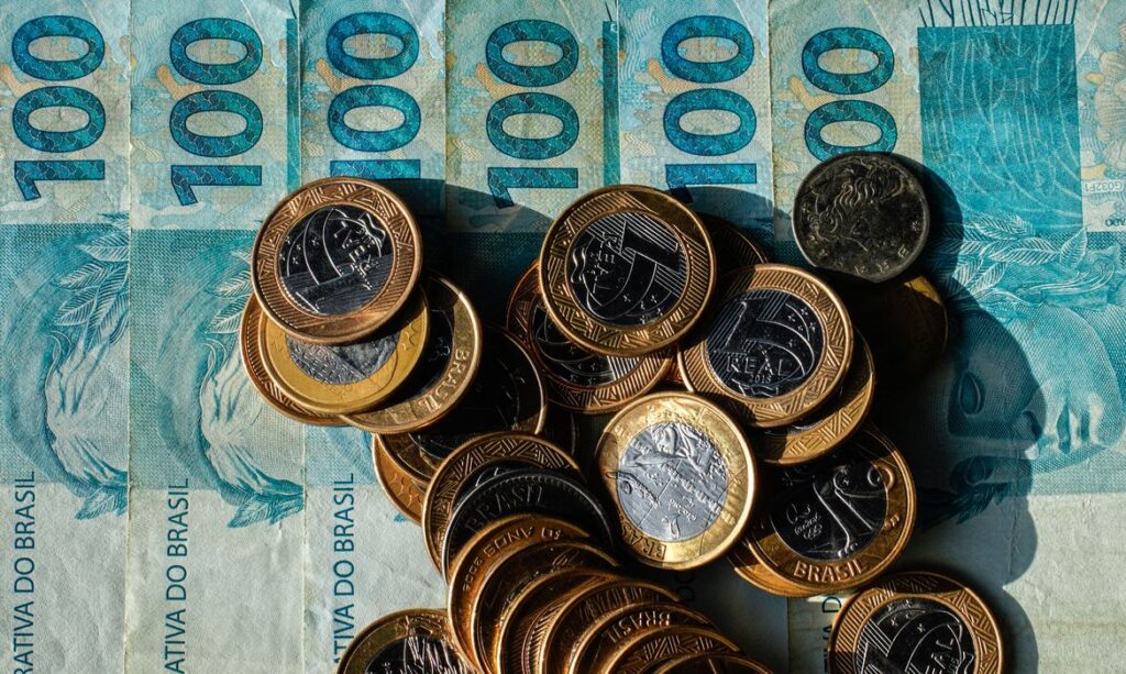 Pagamento do Bolsa Família de julho chega aos beneficiários com NIS final 6