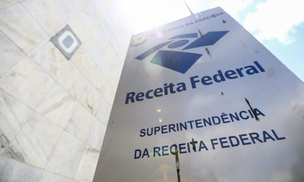 Receita Federal registra alta de 7,7% na arrecadação de junho, impulsionando o semestre