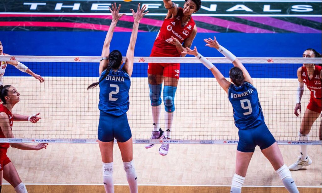 Seleção feminina de vôlei do Brasil amarga quinto vice-campeonato na Liga das Nações