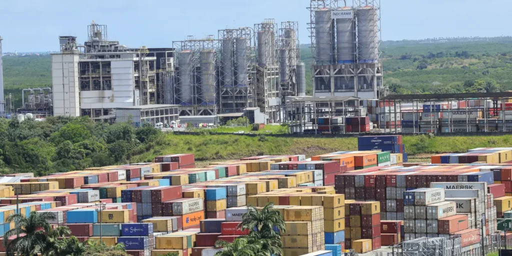 Amcham alerta para riscos de retaliação comercial do Brasil contra os EUA