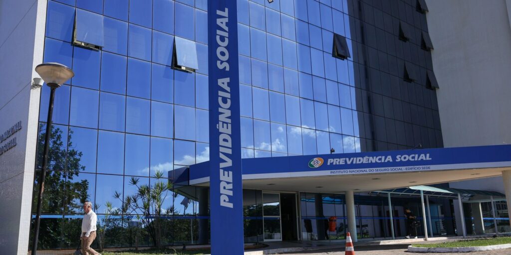 Aposentados farão consignado sem biometria facial, via Meu INSS e dados bancários