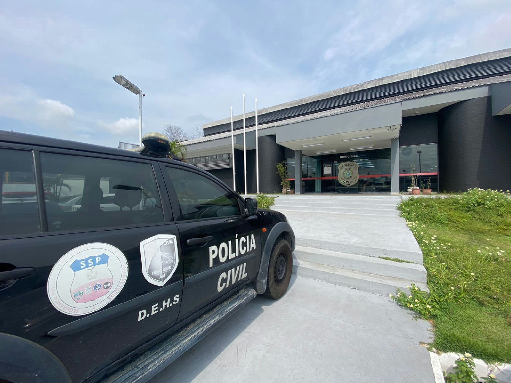 Atropelamento na ponte Rio Negro deixa um morto e motociclista preso em Manaus