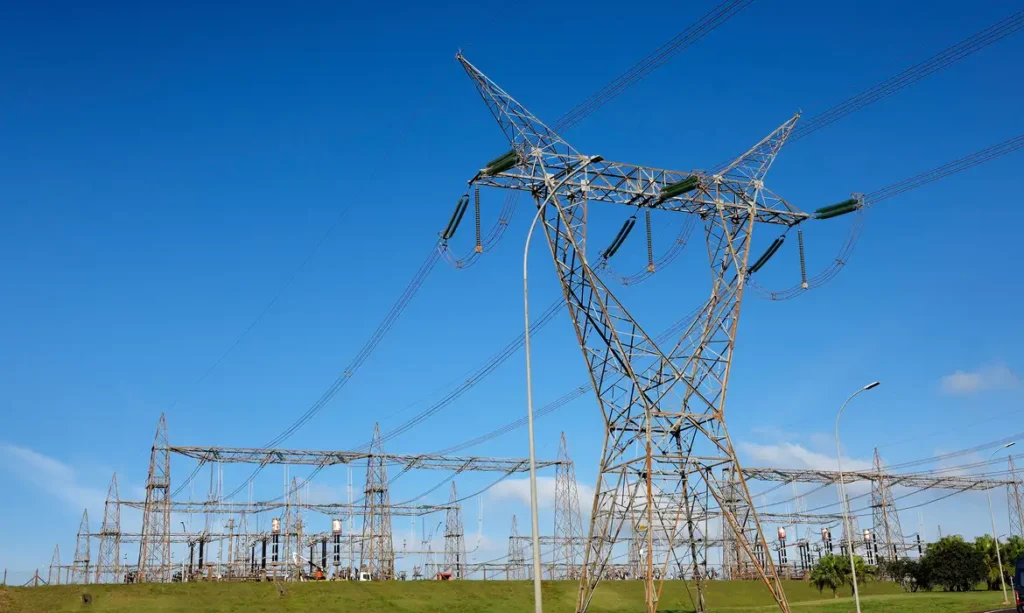Decreto presidencial abre mercado livre de energia para consumidores a partir de 2027