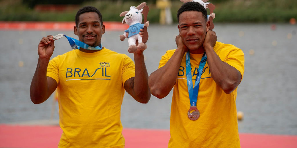 Dupla brasileira conquista prata histórica no Mundial de Canoagem 2026