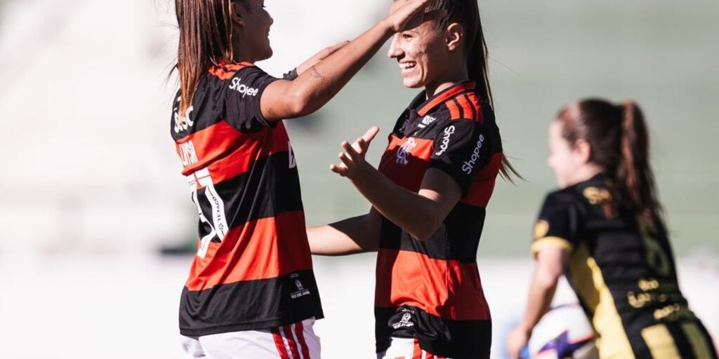 Flamengo e Atlético-mg se enfrentam no Brasileirão Feminino na TV Brasil às 17h40