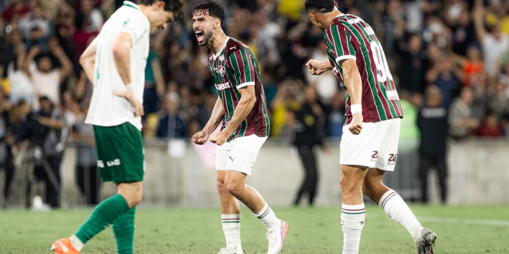 Fluminense vira sobre o Palmeiras no Maracanã, quebra sequência negativa e segue no G-5