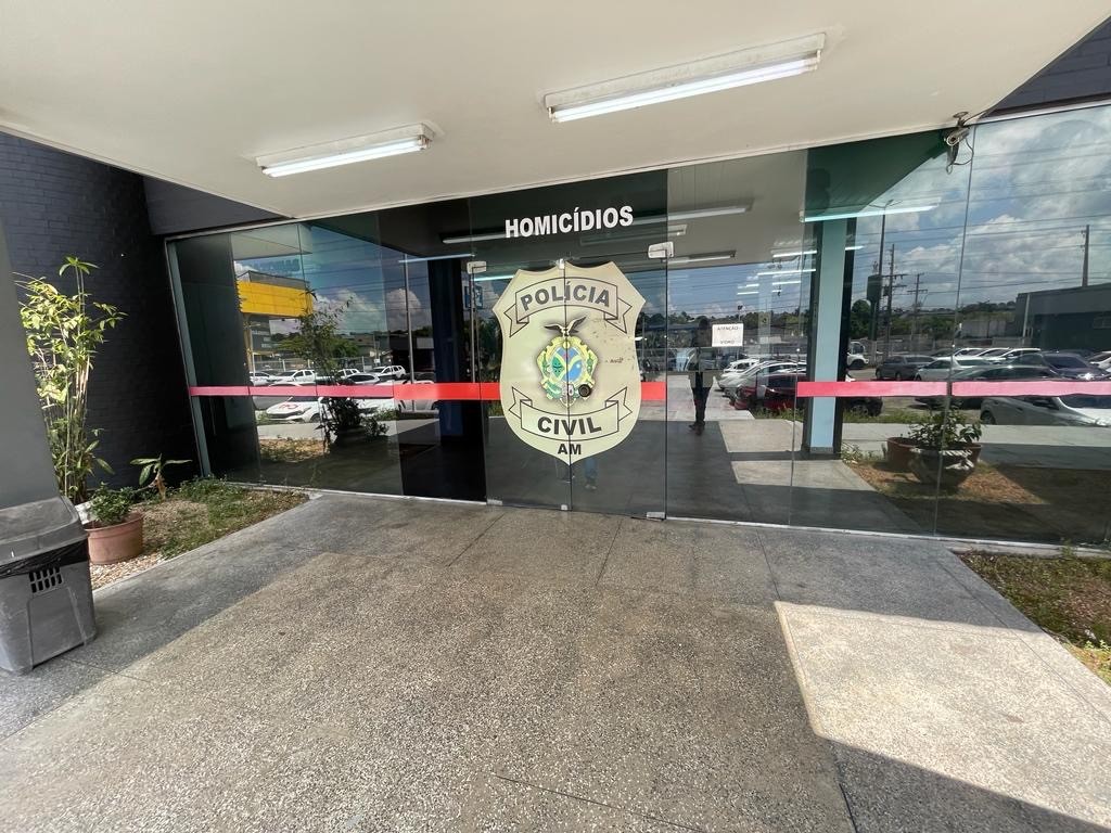 Homem é assassinado em invasão domiciliar na Zona Leste de Manaus