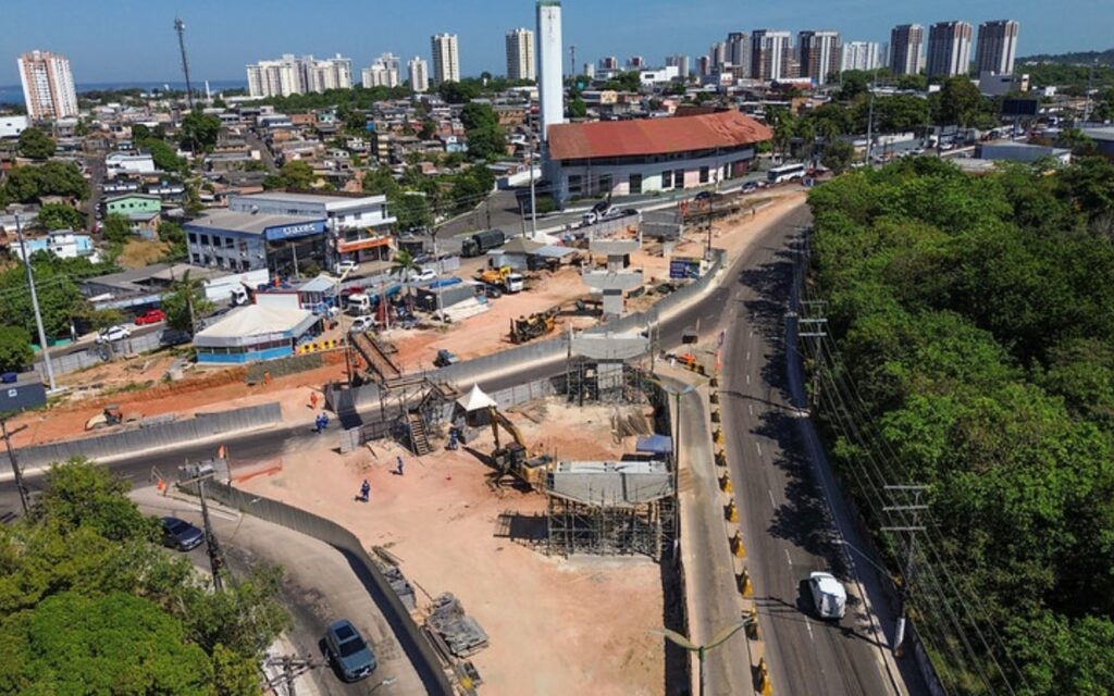 Manaus: obras no viaduto Passarão exigem atenção no trânsito da Zona Oeste