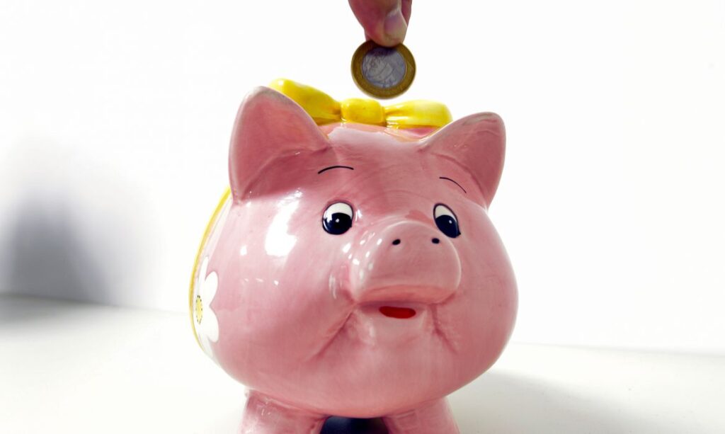 Poupança perde R$ 7,15 bilhões em julho, com mais saques que depósitos