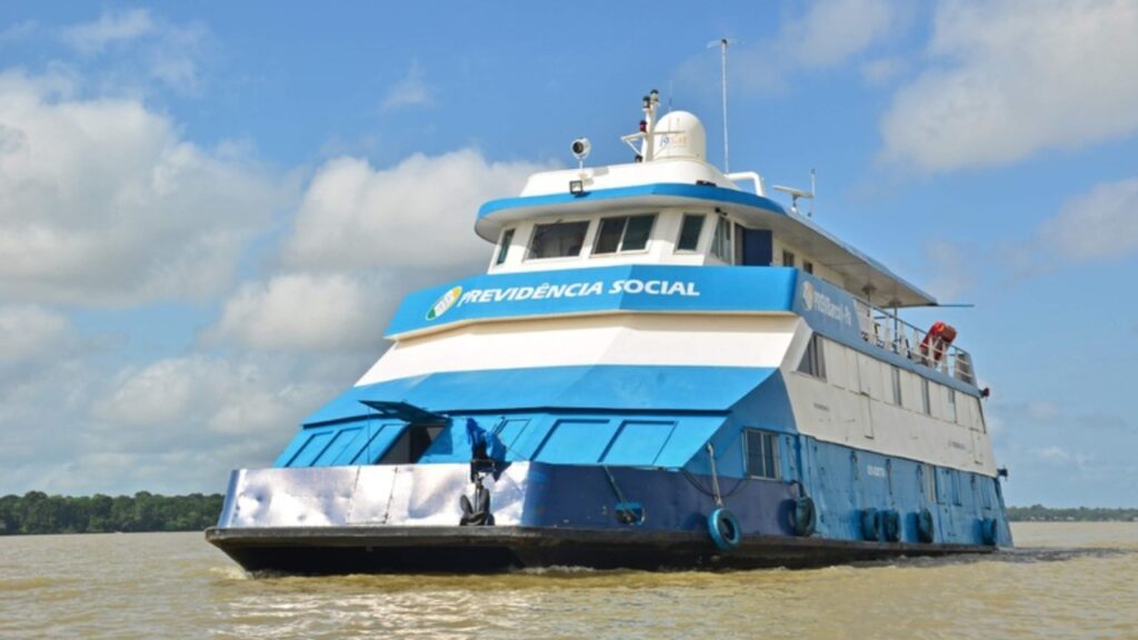 Prevbarcos do INSS levam cidadania e serviços essenciais a comunidades isoladas no Amazonas