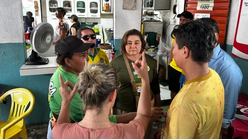 Professora Maria do Carmo aposta em fortalecimento do setor primário em visita a feira