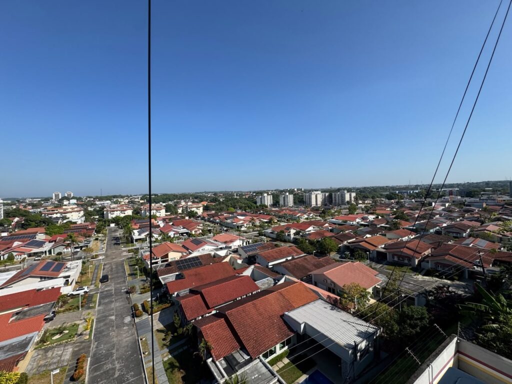 Qualidade do ar em Manaus deteriora e especialista alerta para ligação com incêndios