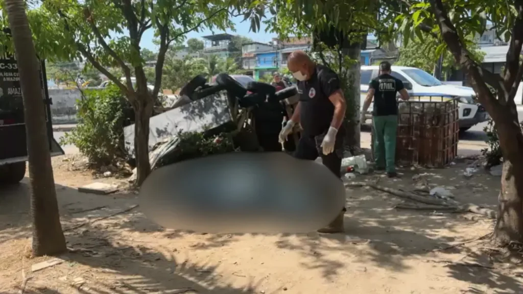 Corpo de mulher é localizado em saco plástico na zona oeste de Manaus