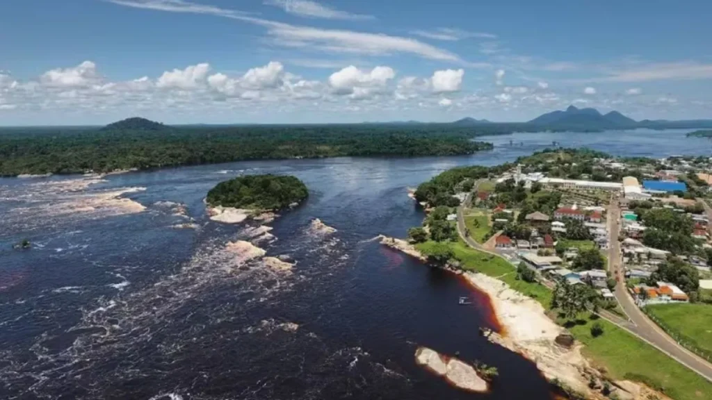 Defensoria Pública da União cobra segurança para indígenas no Amazonas após invasão armada na fronteira
