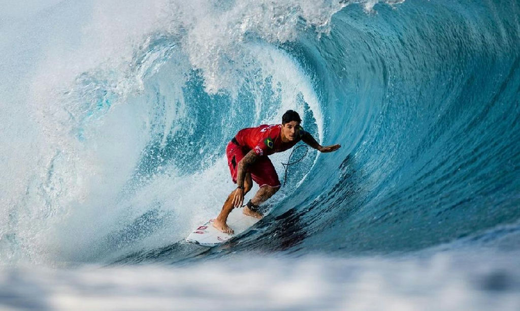 Gabriel Medina alcança nota 10 mas fica com o vice-campeonato em Fiji