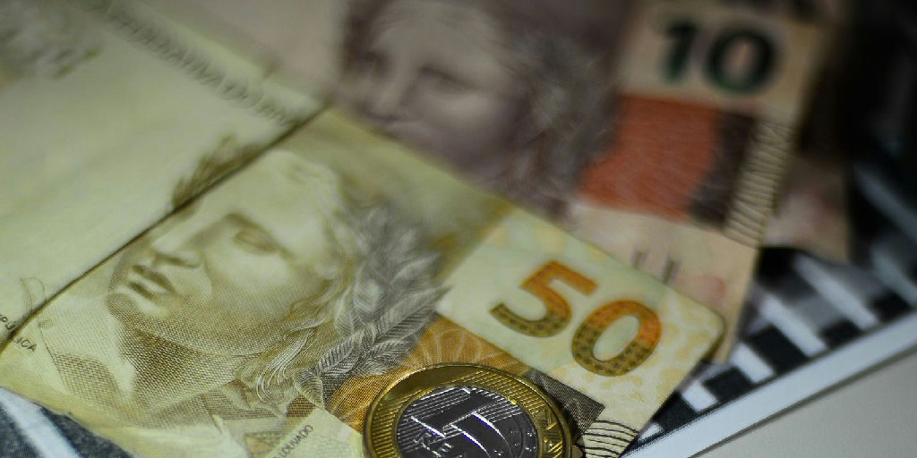 Ibc-br registra leve recuo em julho, mas mantém crescimento de 1% em 12 meses