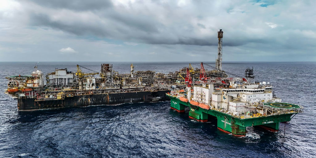 Petrobras supera gigantes e atinge maior margem de lucro entre petroleiras globais