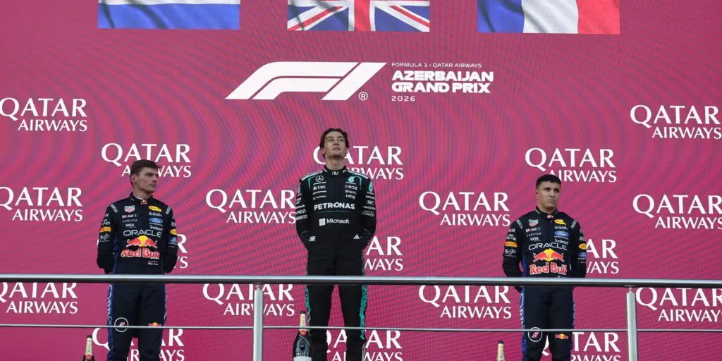 Por 0.1s, George Russell vence GP do Azerbaijão de F1 e deixa Verstappen para trás