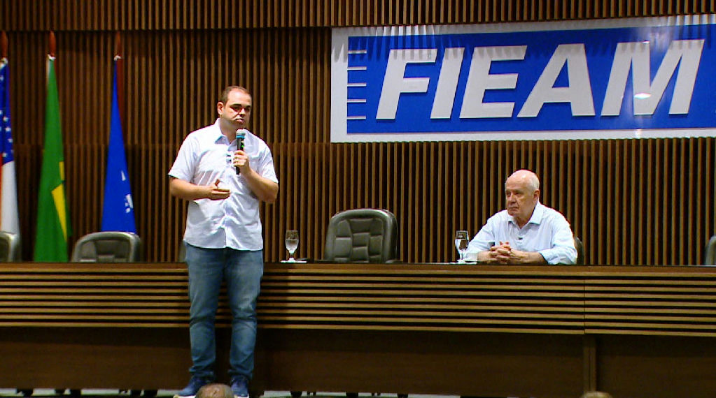 Roberto Cidade propõe novas matrizes econômicas para o interior do Amazonas em encontro com empresários