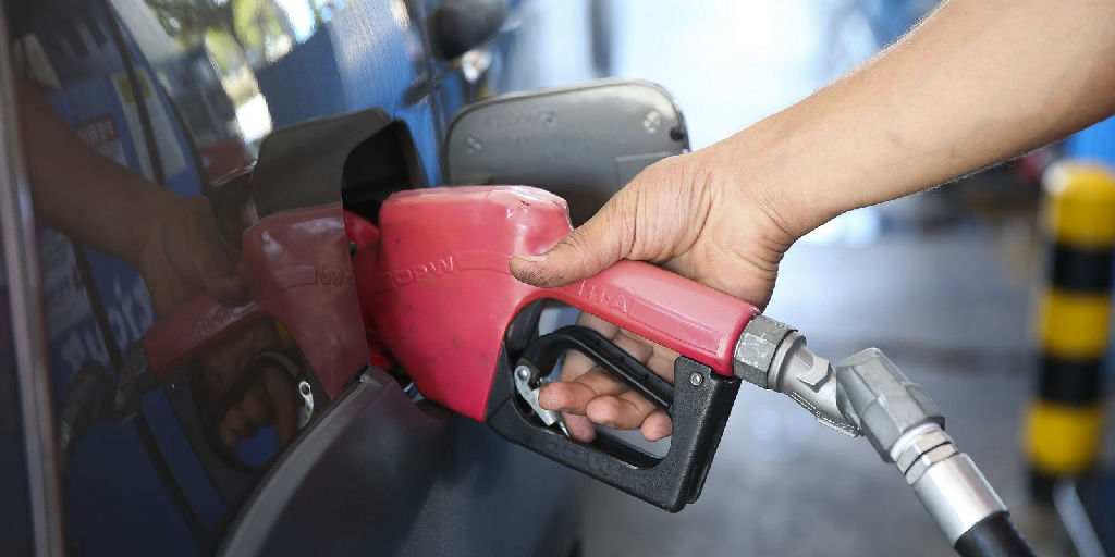 Subsídio de R$ 2,12 ao diesel é mantido pela Fazenda em meio à volatilidade