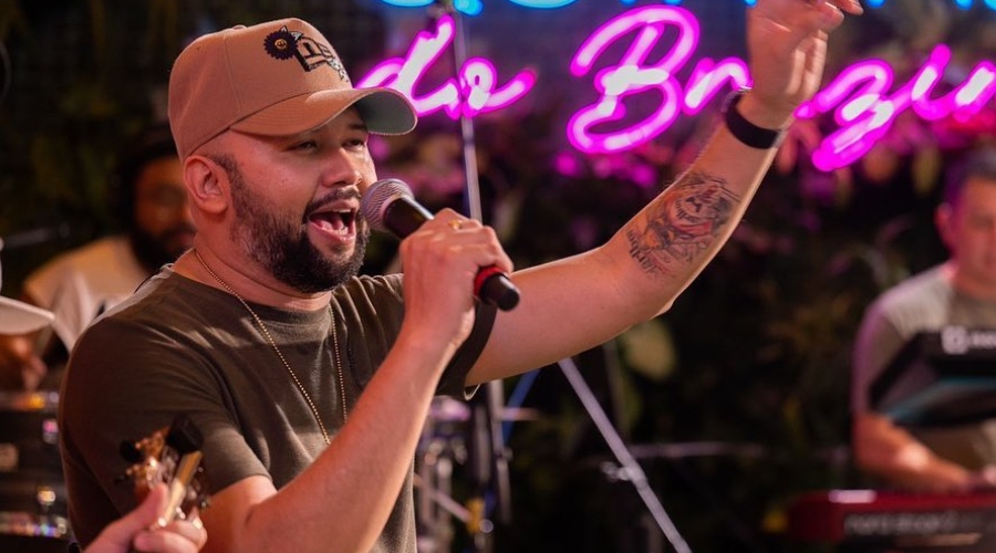 Uendel Pinheiro agita Zona Leste de Manaus com show gratuito de pagode
