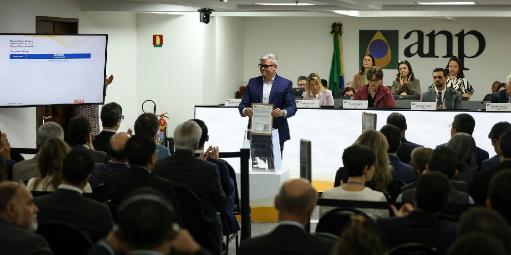 Leilão do pré-sal: sete blocos arrematados e R$ 530 milhões em bônus de assinatura
