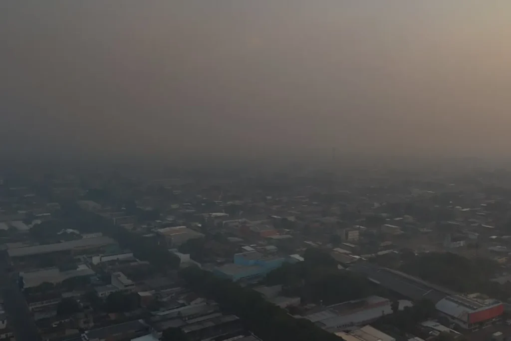 Queimadas deixam ar péssimo no interior do Amazonas enquanto Manaus registra índices moderados
