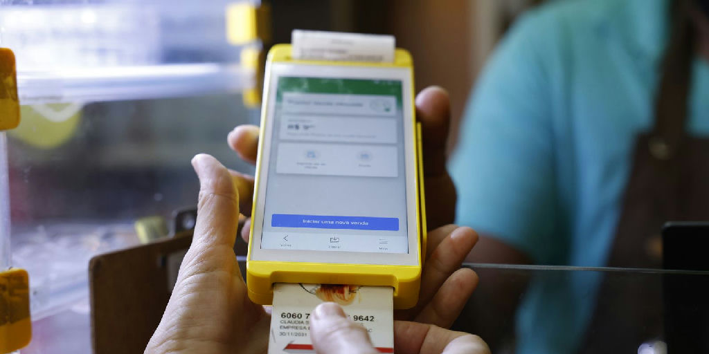 Reforma Tributária avança: 86% das notas fiscais já informam a Contribuição sobre Bens e Serviços