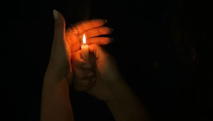 Ação civil pública mira Âmbar Energia após apagão em Manaus e municípios do AM