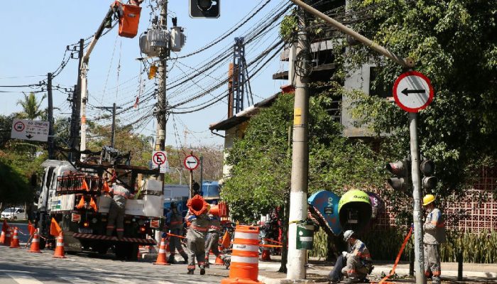 Aneel adia decisão sobre futuro da concessão da Enel em São Paulo