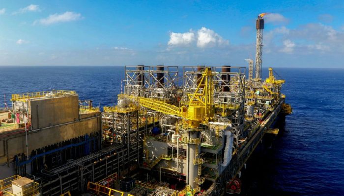 ANP realiza leilão recorde com oferta de mais de 320 blocos de petróleo e gás