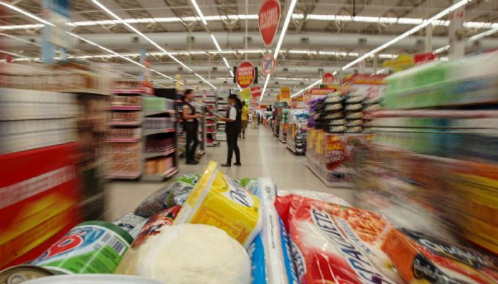 Bolsa Família tem reajuste de 15% e novos valores começam em outubro