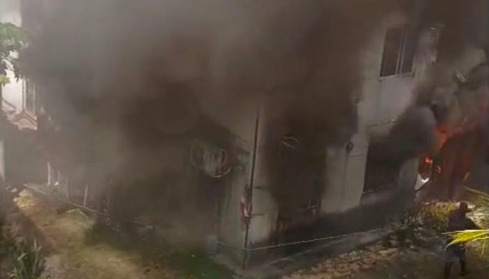 Chamas consomem prédio residencial na Zona Norte de Manaus