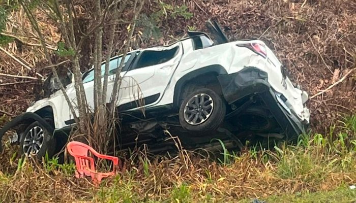 Colisão entre dois veículos deixa quatro feridos na Br-174 no Amazonas