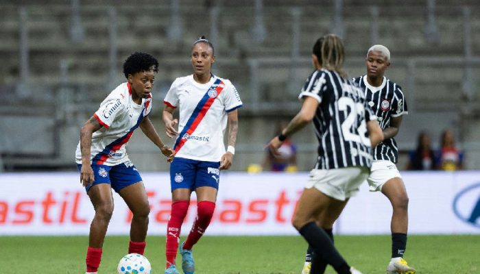 Corinthians conquista vantagem no Brasileiro Feminino em jogo com recorde de público na Bahia