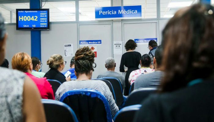 Fila do INSS atinge menor patamar histórico e reduz espera por benefícios