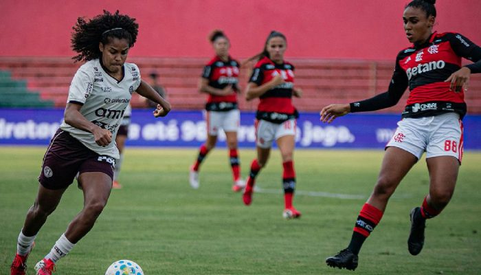 Flamengo supera Ferroviária e abre vantagem nas quartas do Brasileirão Feminino