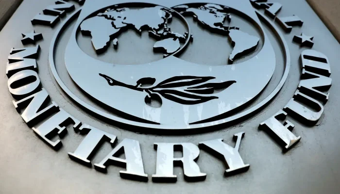 FMI revisa projeção de crescimento do PIB brasileiro para 2,2% em 2026