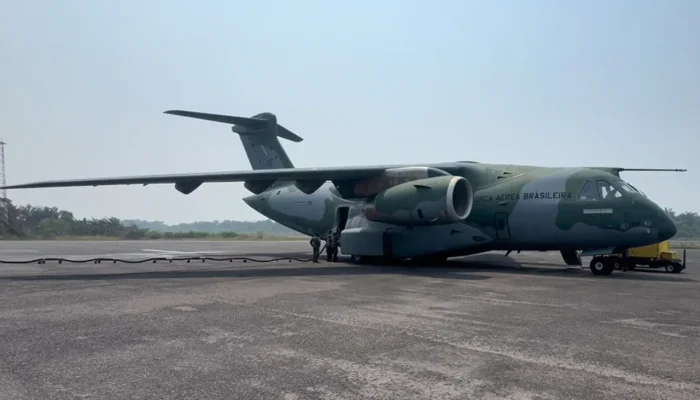 Força Aérea Brasileira intensifica combate a incêndios no Amazonas com cargueiro Kc-390