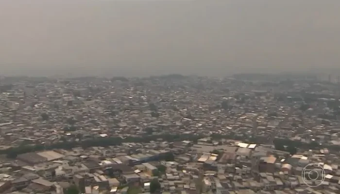 Fumaça em manaus atinge níveis críticos e piora qualidade do ar