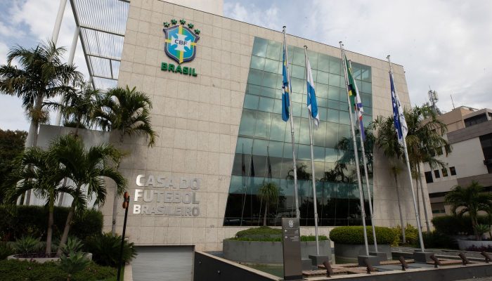 Futebol brasileiro adota novas regras para agilizar jogos e reduzir paralisações