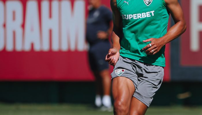 Thiago Silva é registrado no BID e pode fazer reestreia histórica pelo Fluminense