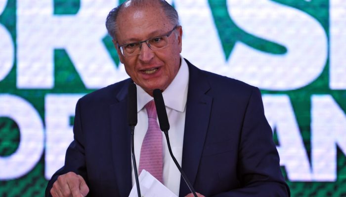 Reciprocidade comercial: Alckmin defende resposta brasileira a tarifas dos EUA