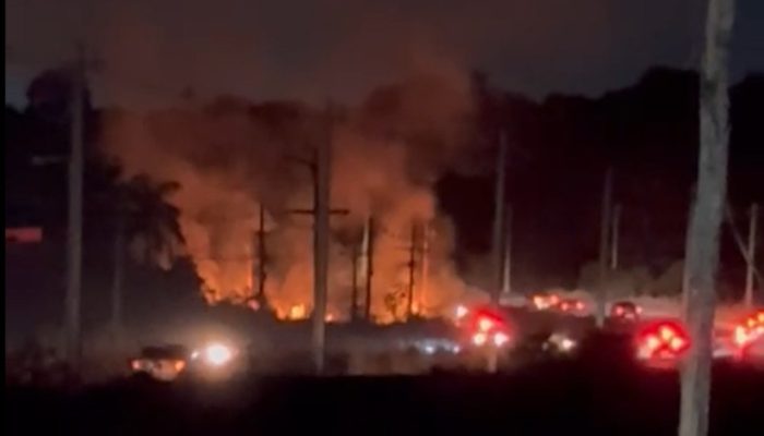 Incêndio na Am-010: fogo atinge vegetação e mobiliza Corpo de Bombeiros no Amazonas