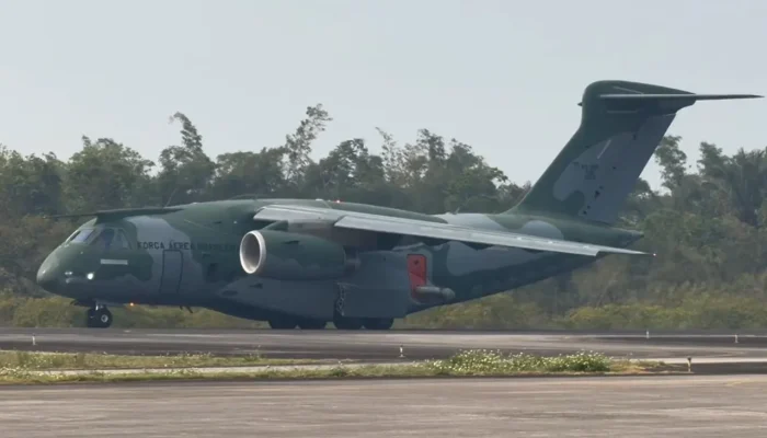 Incêndios no Amazonas: FAB intensifica combate com cargueiros militares Kc-390 Millennium
