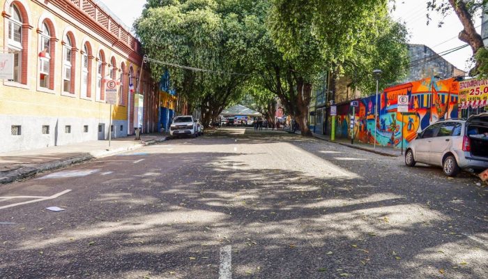 Interdição da Rua Ferreira Pena marca início da primeira Rua Gastronômica de Manaus