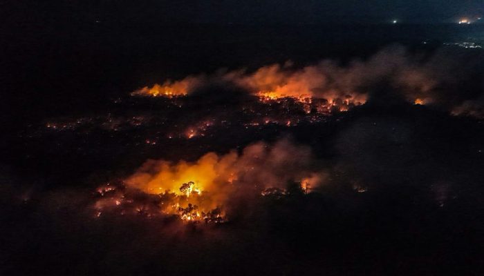 Itacoatiara enfrenta dois grandes incêndios florestais e tem qualidade do ar comprometida